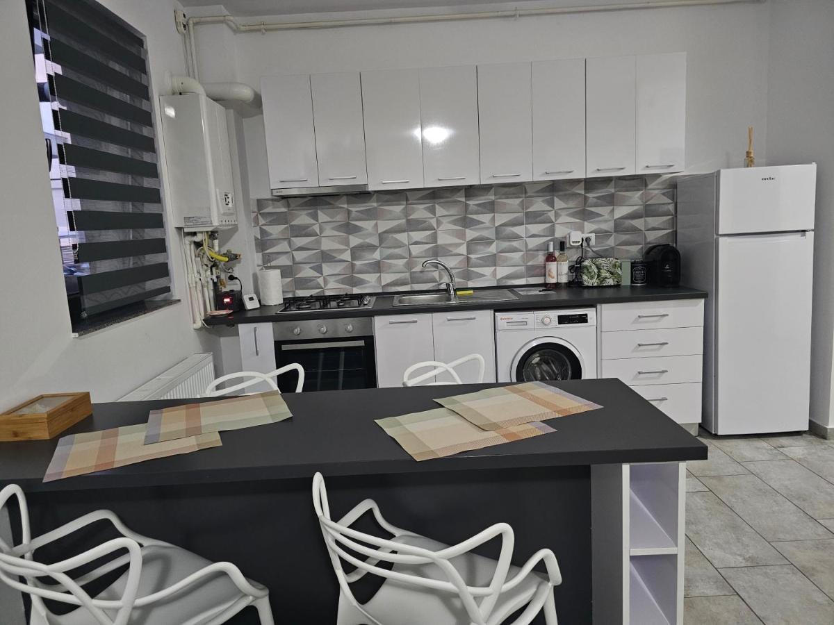 Summer Crib Mamaia-Sat Navodari Exterior photo
