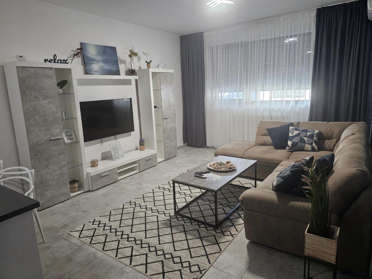 Summer Crib Mamaia-Sat Navodari Exterior photo